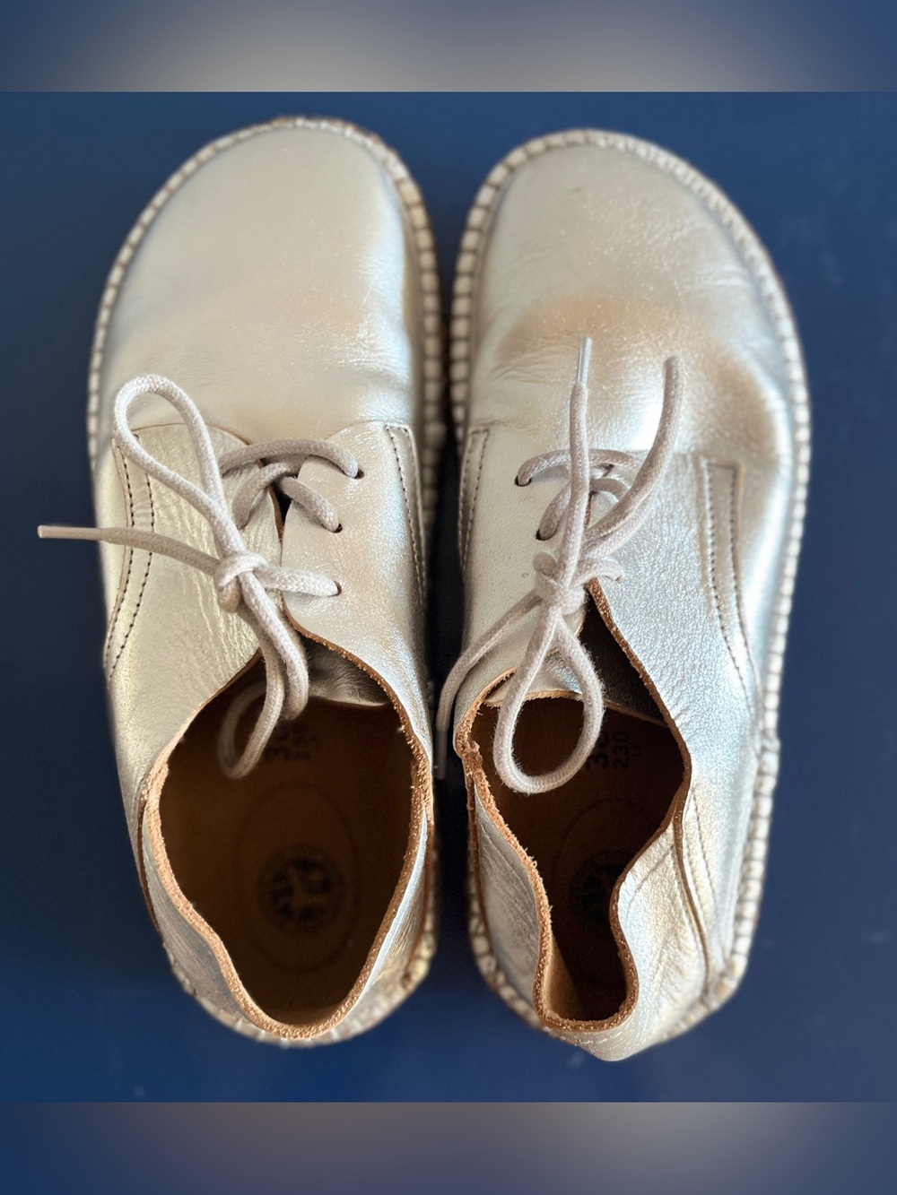 Birkenstock Metallic Silver Leather
Lace Up Oxford Shoes Sz5.5